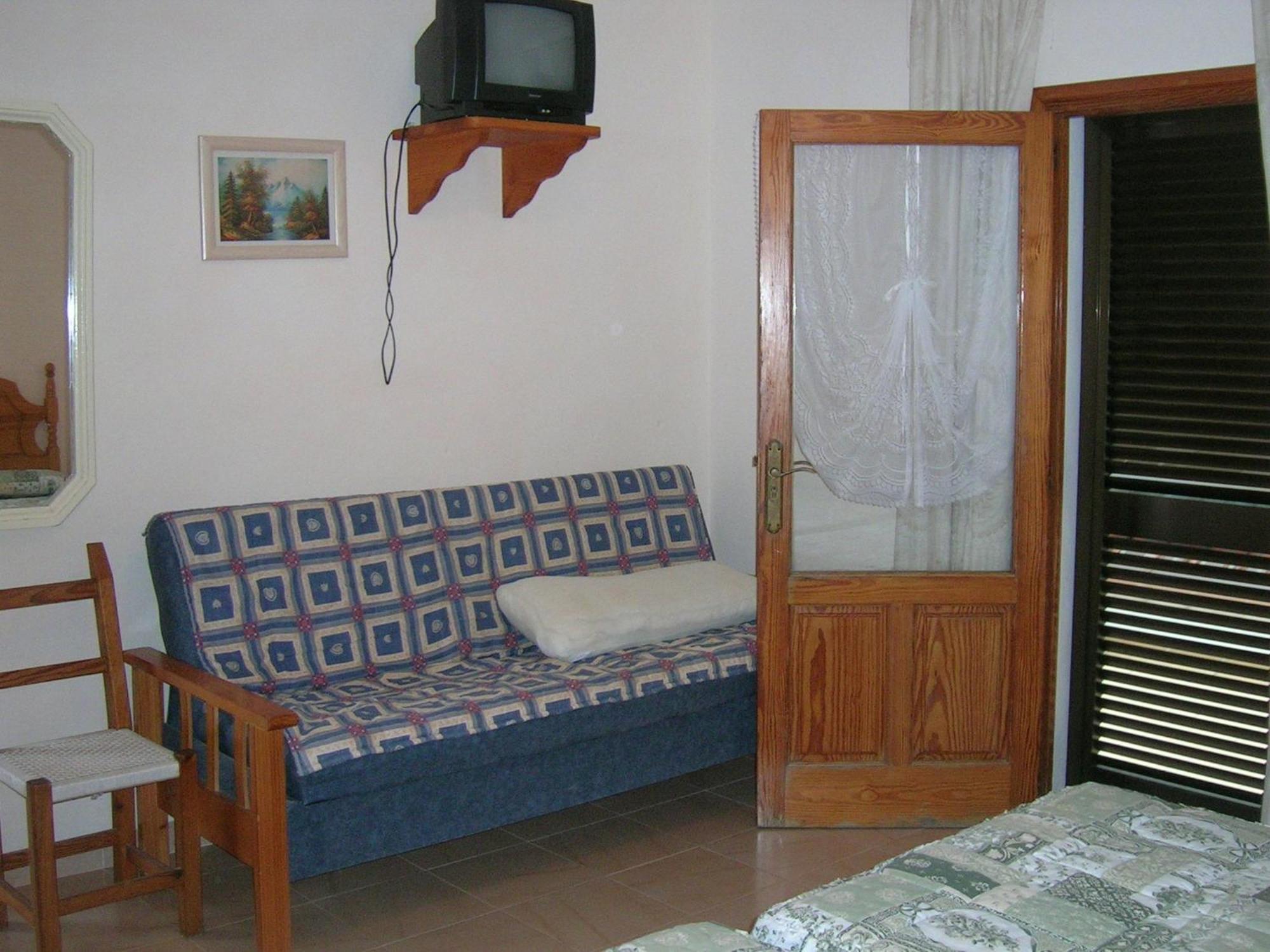 Pension Las Tres Golondrinas Playa DPlaya Des Figueral المظهر الخارجي الصورة